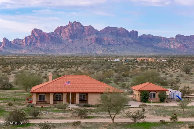 $640,000 | 1516 South 547th Avenue, Tonopah, AZ 85354