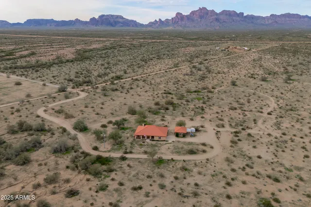 $640,000 | 1516 South 547th Avenue, Tonopah, AZ 85354