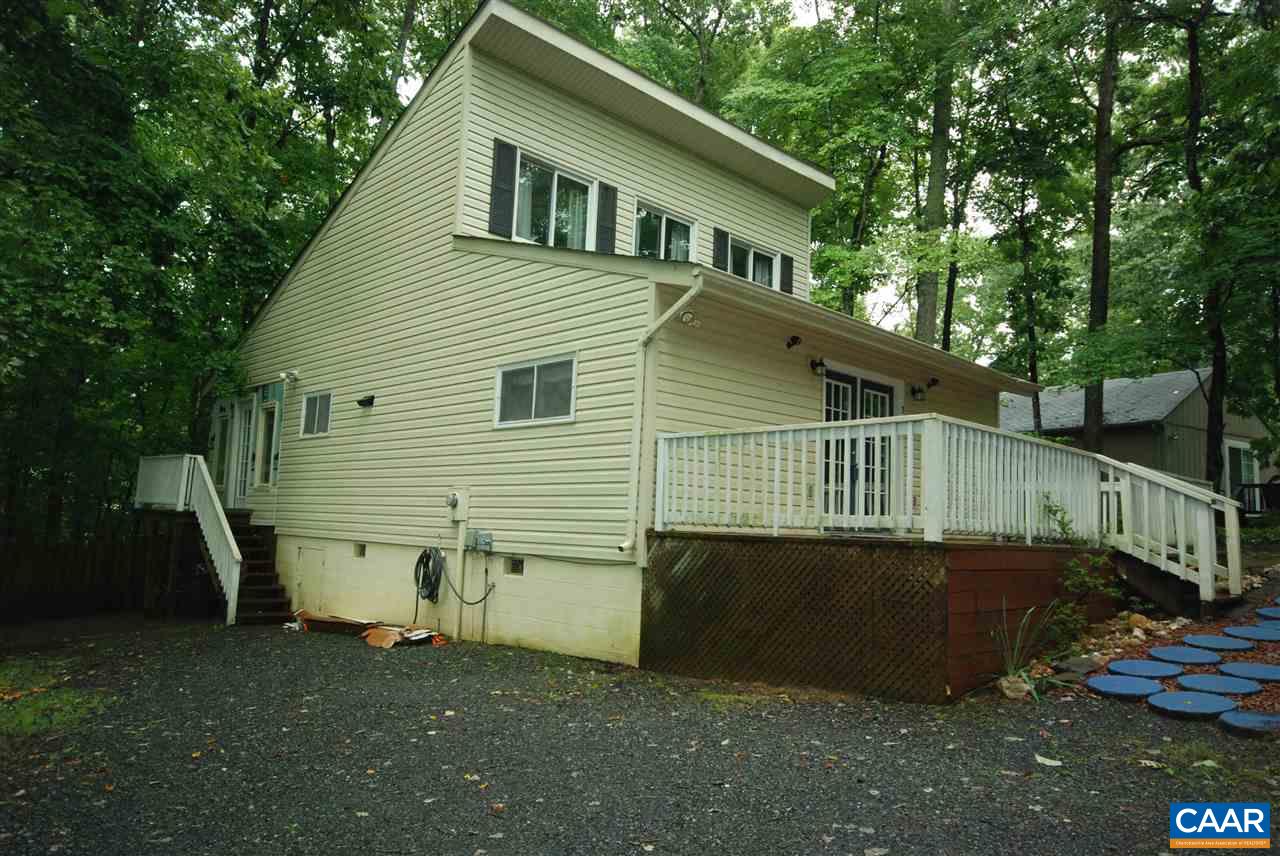 3 Dogleg Road Palmyra, VA 22963 - Photo 18 of 19 a view of a small house