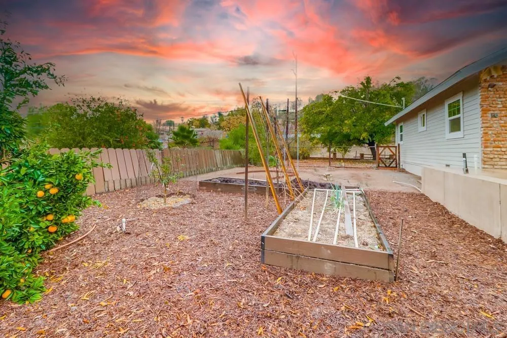 11461 Posthill Place Lakeside, CA 92040 - Photo 40 of 46 a view of a backyard with sitting area