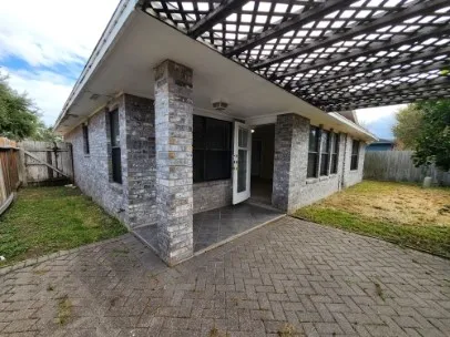 $1,775 | 7933 Wolverine Drive, Corpus Christi, TX 78414