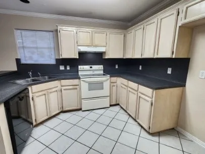 $1,775 | 7933 Wolverine Drive, Corpus Christi, TX 78414
