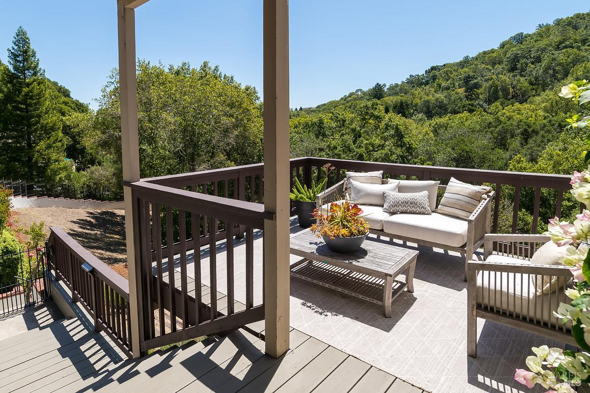 2554 Vineyard Road Novato, CA 94947 - Photo 9 of 67