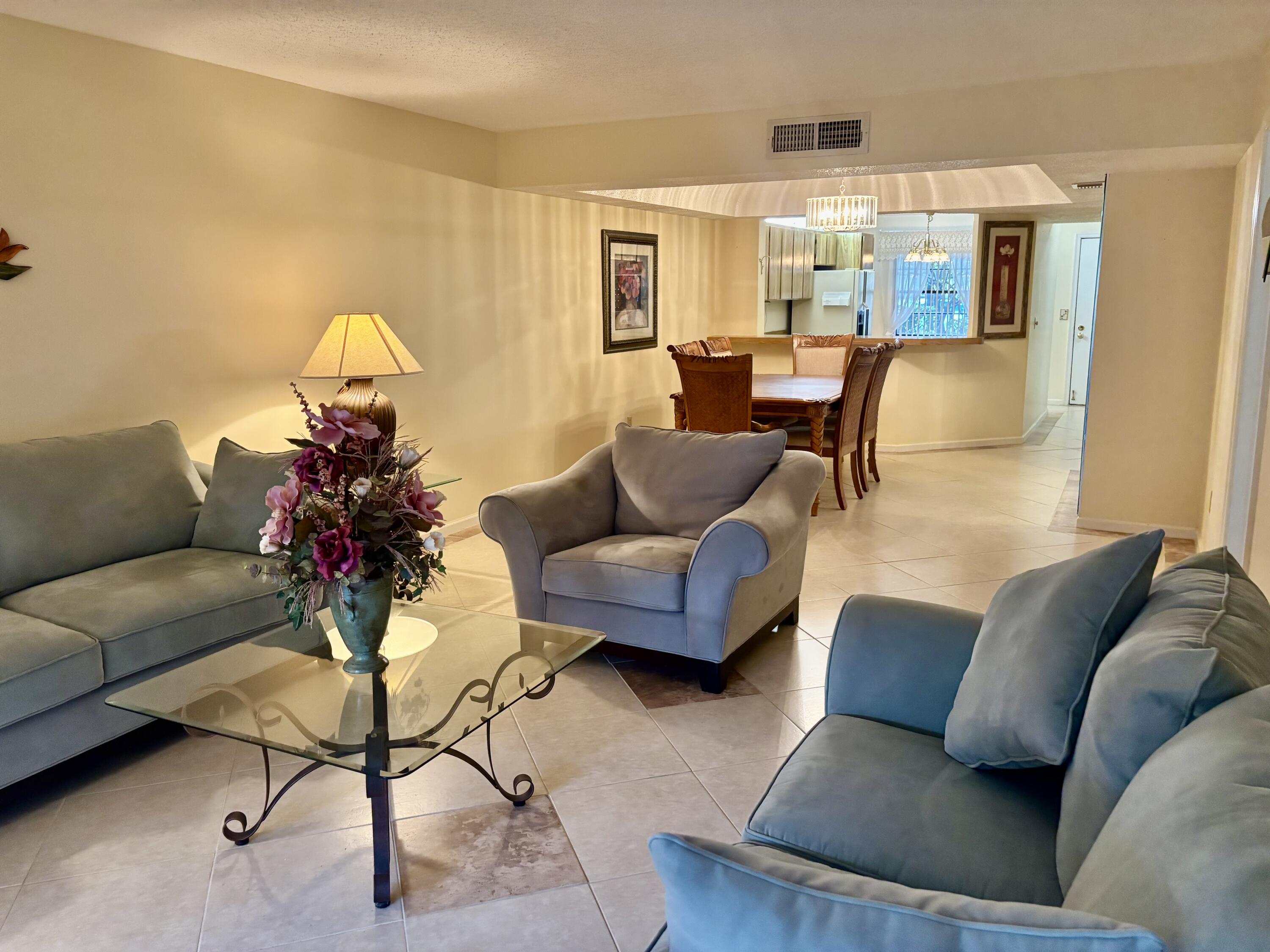 23345 Carolwood Lane, Unit 101 Boca Raton, FL 33428 - Photo 13 of 31 IMG_4551