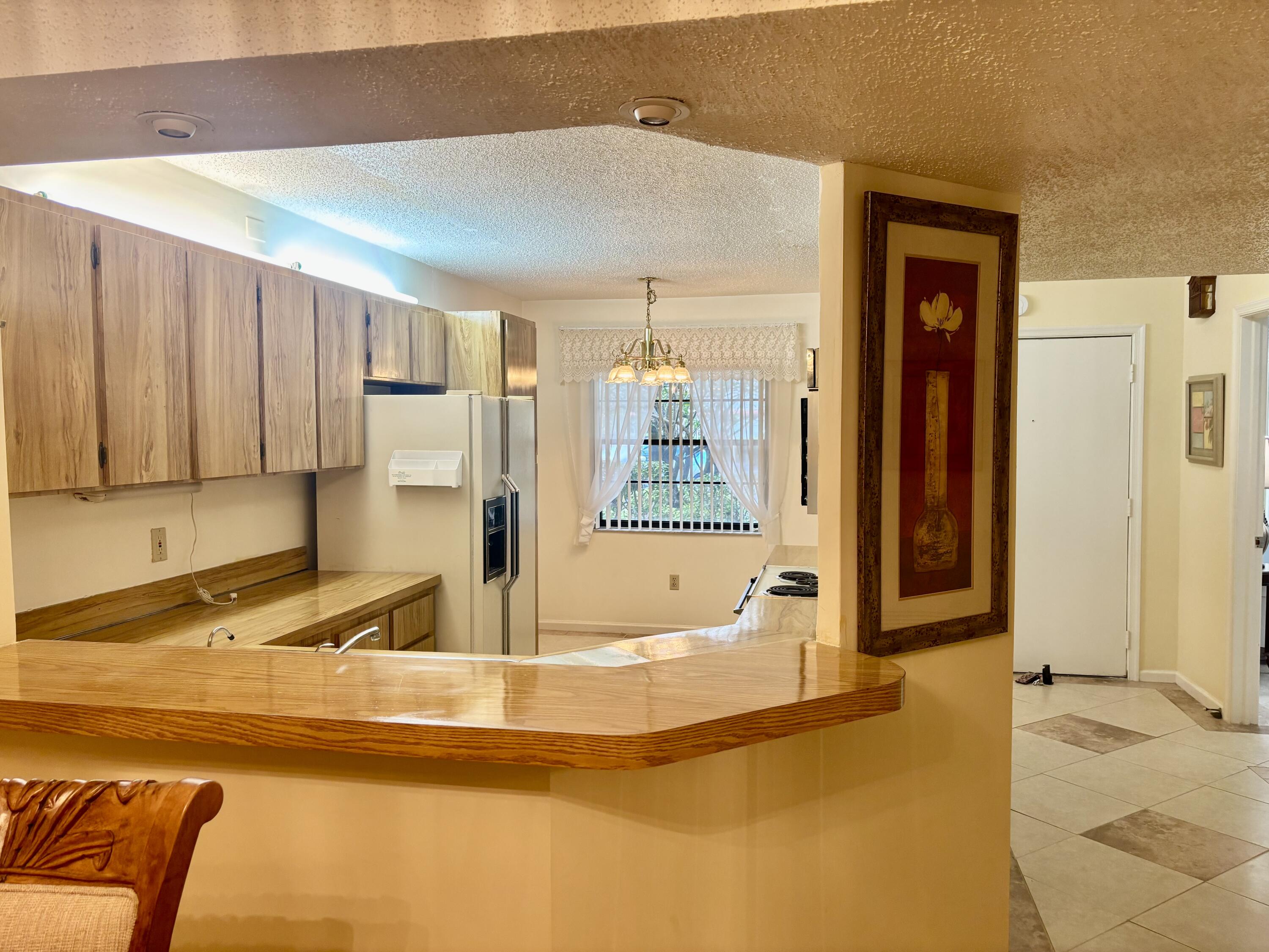 23345 Carolwood Lane, Unit 101 Boca Raton, FL 33428 - Photo 8 of 31 IMG_4544