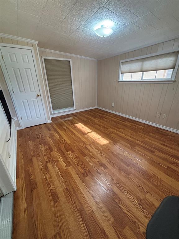 206 Holiday Rambler Drive Whitney, TX 76692 - Photo 22 of 28 Flex space has window unit for individual climate control