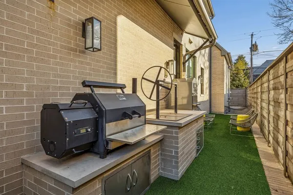 $5,450,000 | 4309 Southwestern Boulevard, University Park, TX 75225