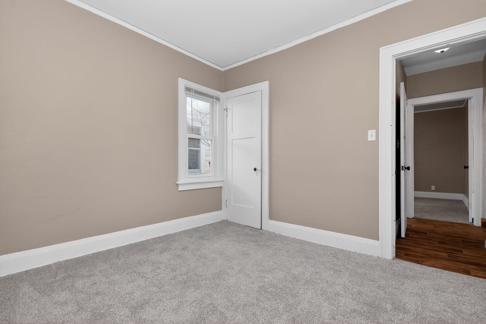 5331 North 37th Street Milwaukee, WI 53209 - Photo 17 of 35 17_5331_N_37th_St_Milwaukee_WI_53209-Bed