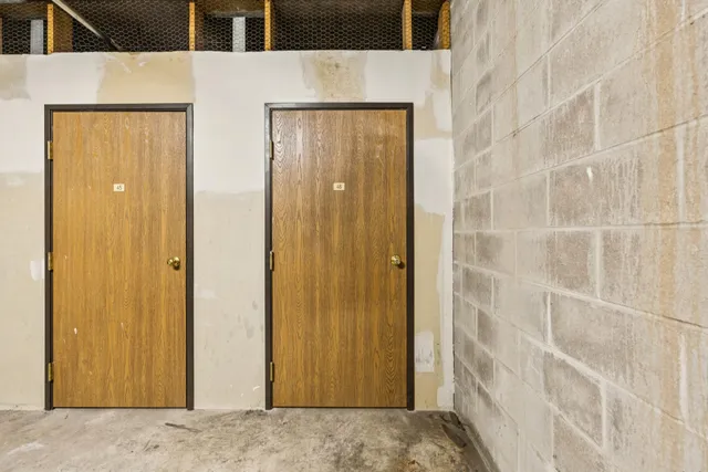 $284,900 | 619 Southeast 8th Street, Unit 208, Minneapolis, MN 55414