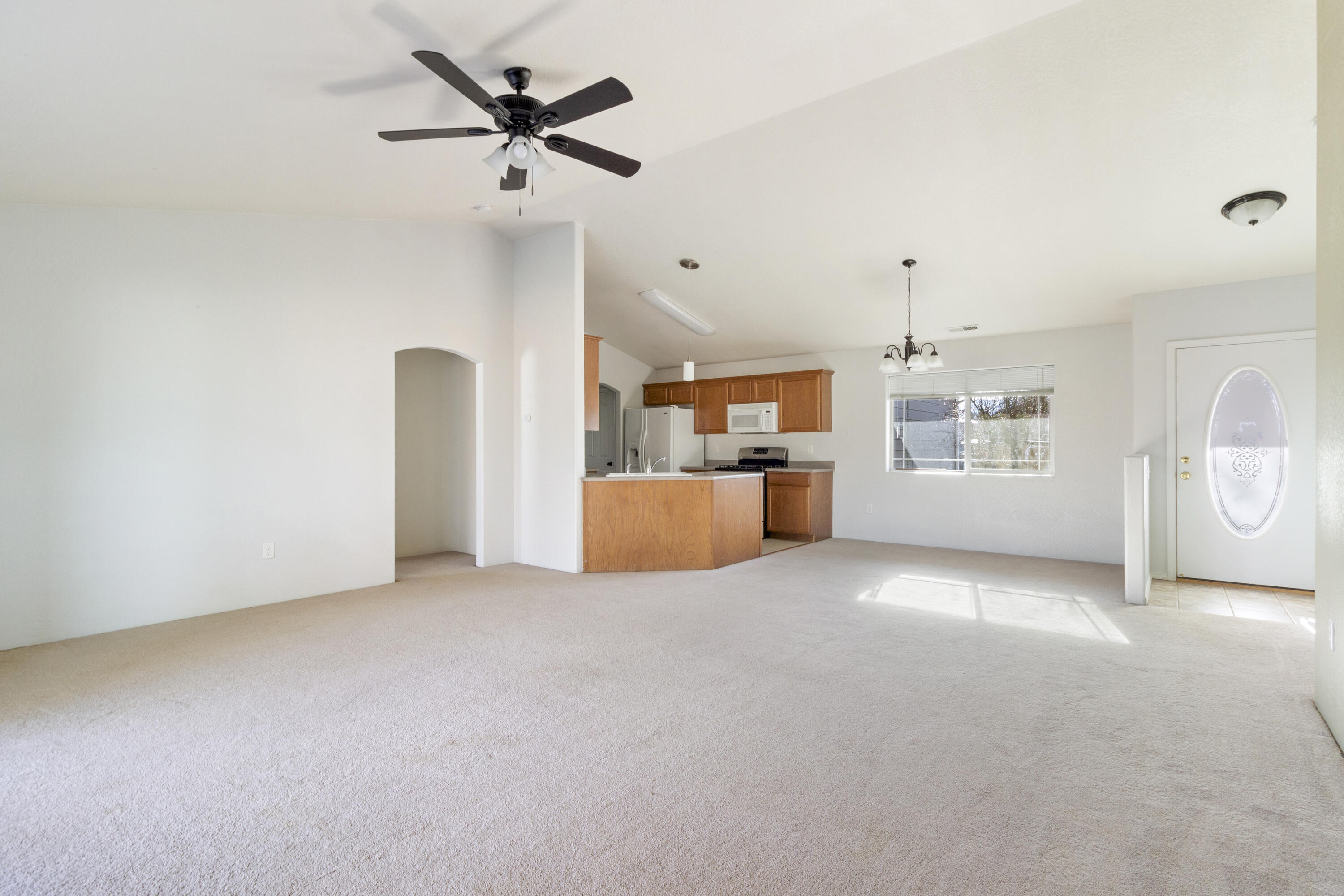 1794 Key Drive Medford, OR 97501 - Photo 7 of 29 08-1794 Key Drive-8