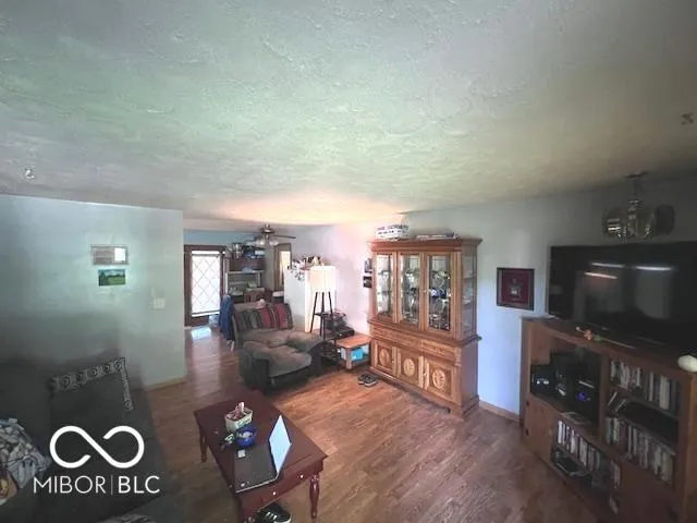 $210,000 | 189 Lafayette Avenue, Bedford, IN 47421