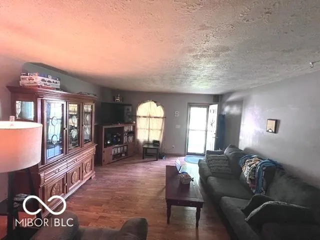 $210,000 | 189 Lafayette Avenue, Bedford, IN 47421