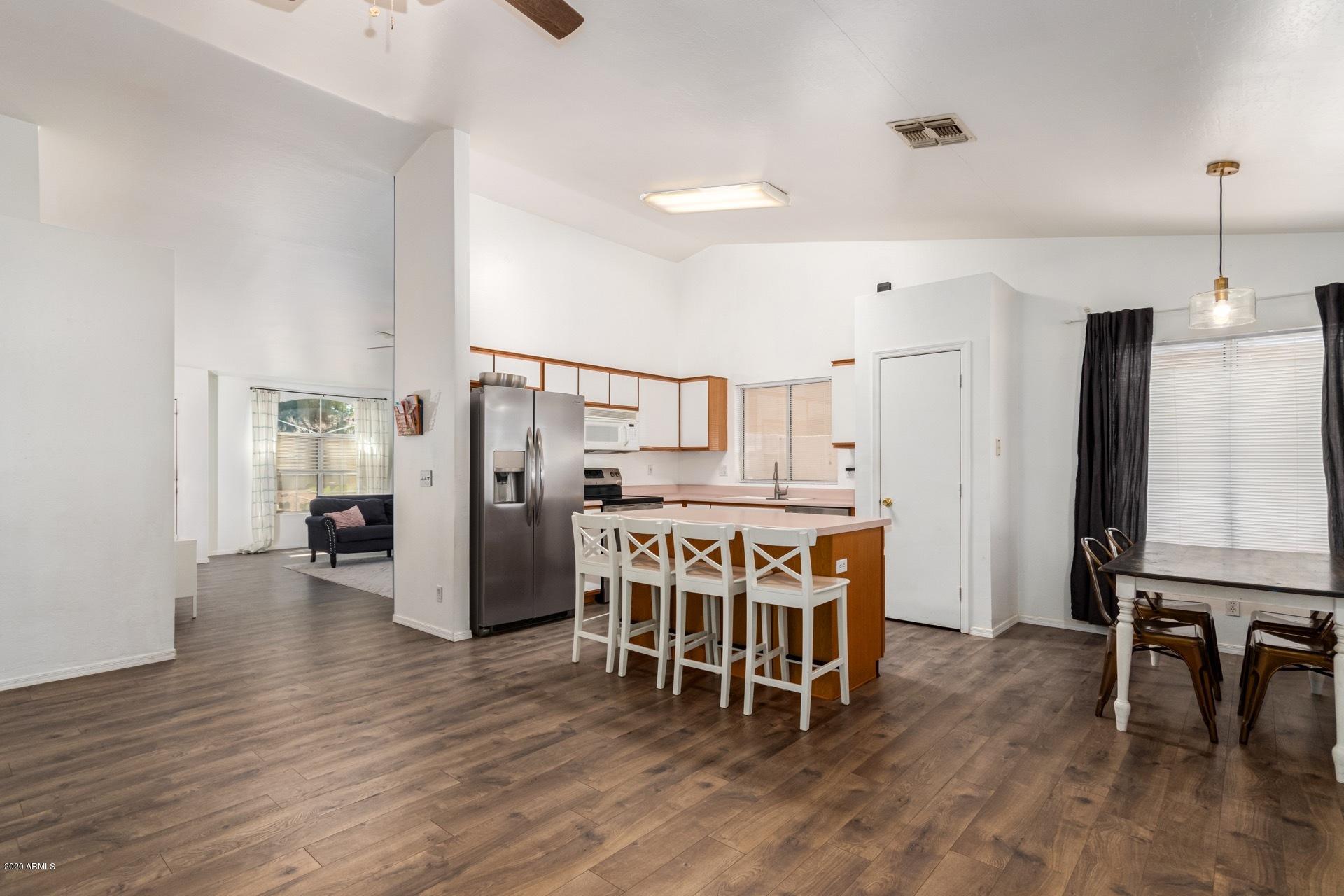 2074 East Ranch Court Gilbert, AZ 85296 - Photo 9 of 25 0009-Ranch 9