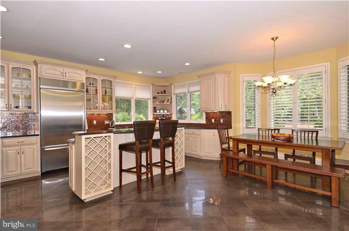 7735 Greentree Road Bethesda, MD 20817 - Photo 12 of 30 Kitchen