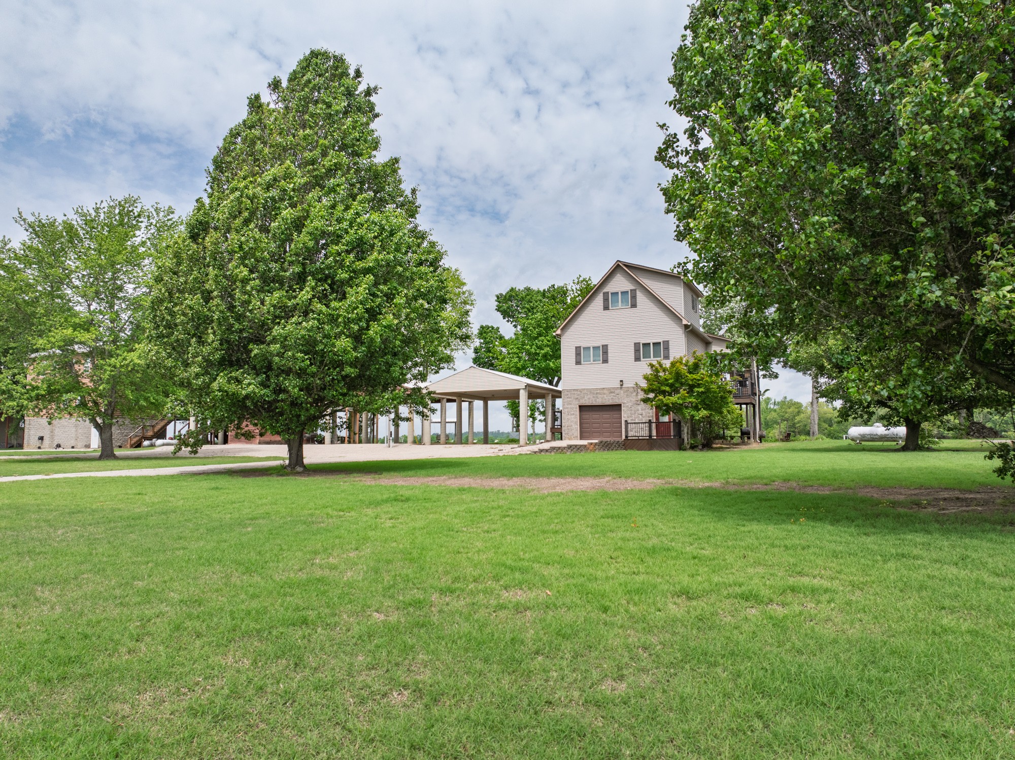 1885 Col James Hardin Road Clifton, TN 38425 - Photo 65 of 83 Gallery Image 65