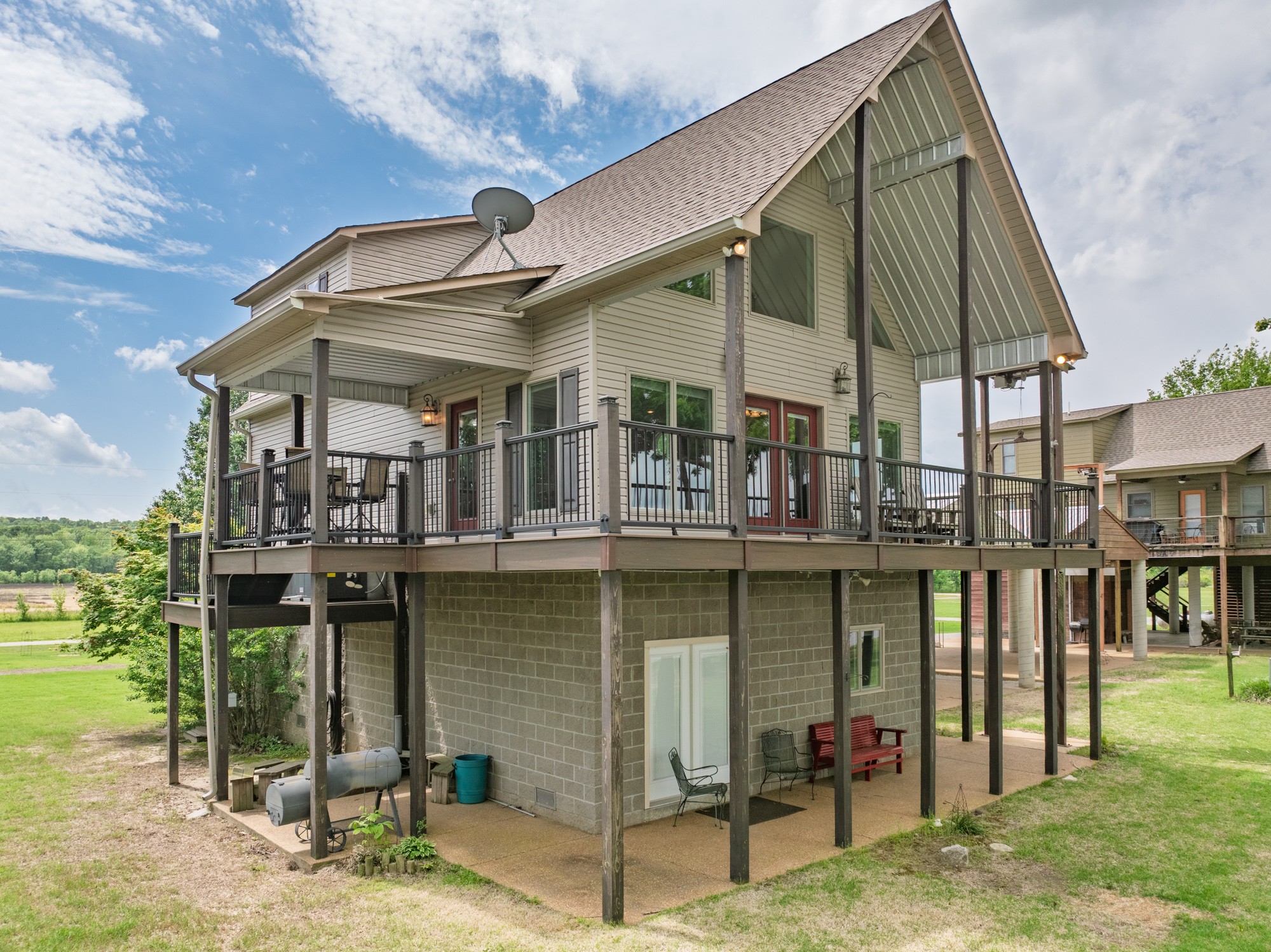 1885 Col James Hardin Road Clifton, TN 38425 - Photo 7 of 83 Gallery Image 7