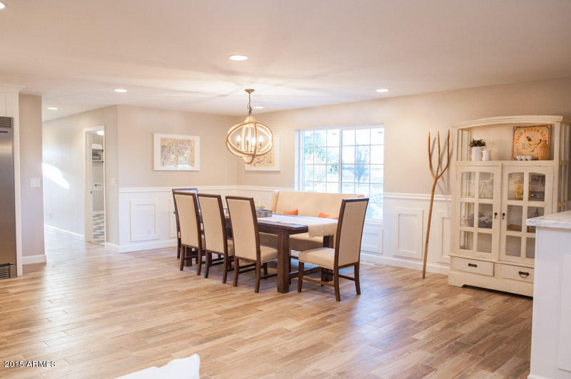 75 East Silver Creek Road Gilbert, AZ 85296 - Photo 4 of 18 Dining Room