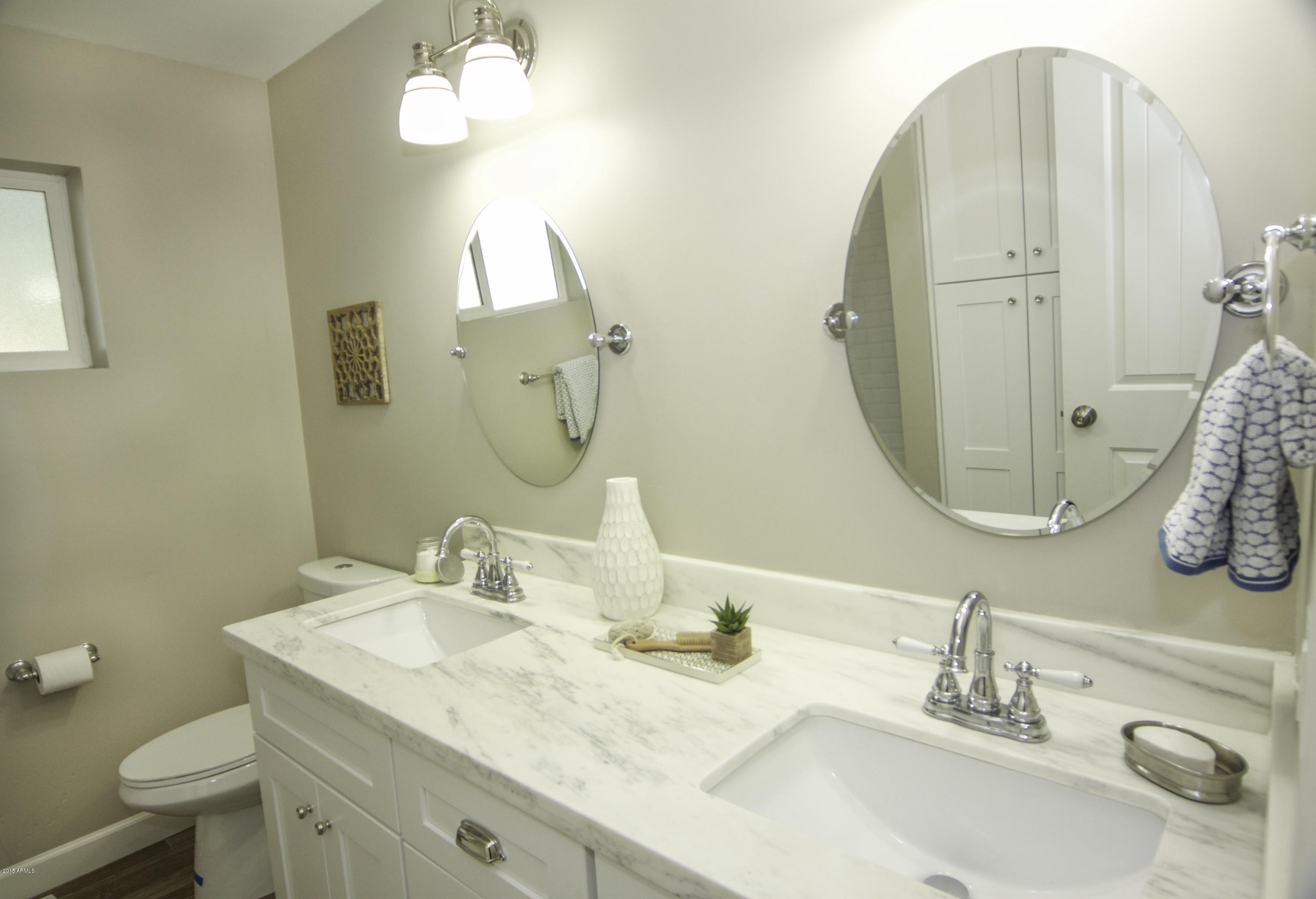 75 East Silver Creek Road Gilbert, AZ 85296 - Photo 6 of 18 Guest Bathroom