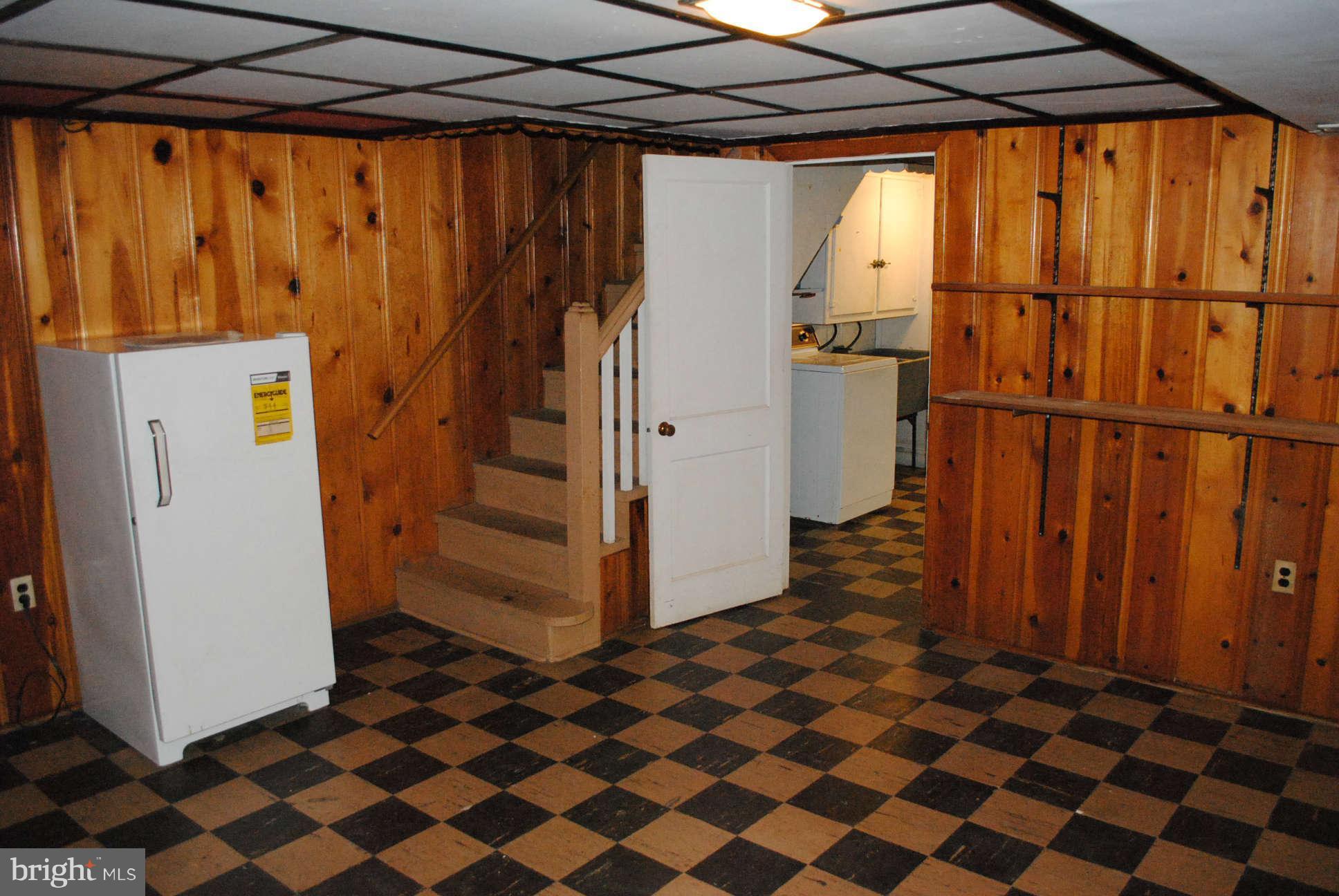 137 Riverthorn Road Baltimore, MD 21220 - Photo 26 of 30 FAMILY ROOM IN BASEMENT