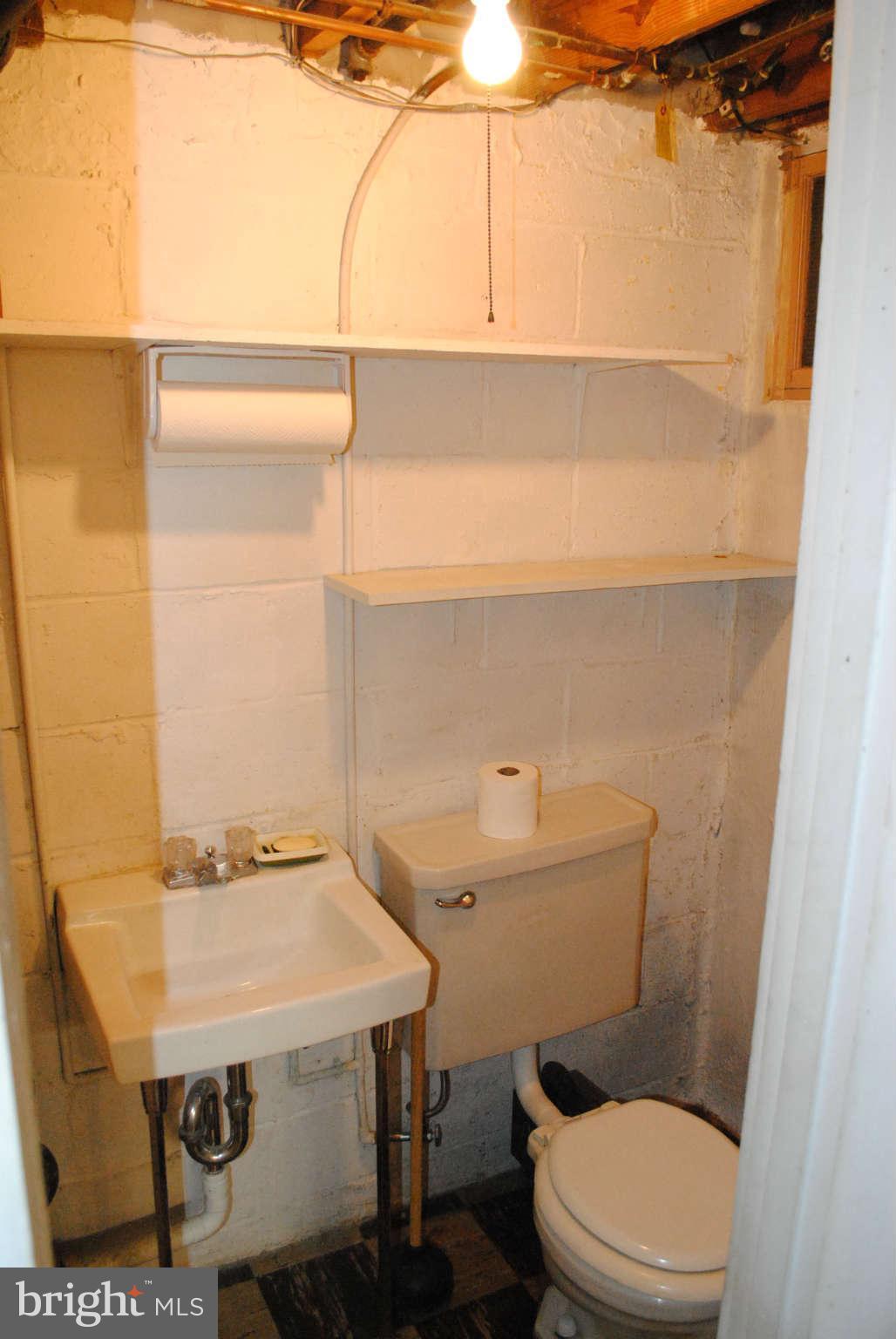 137 Riverthorn Road Baltimore, MD 21220 - Photo 29 of 30 1/2 BATH IN BASEMENT