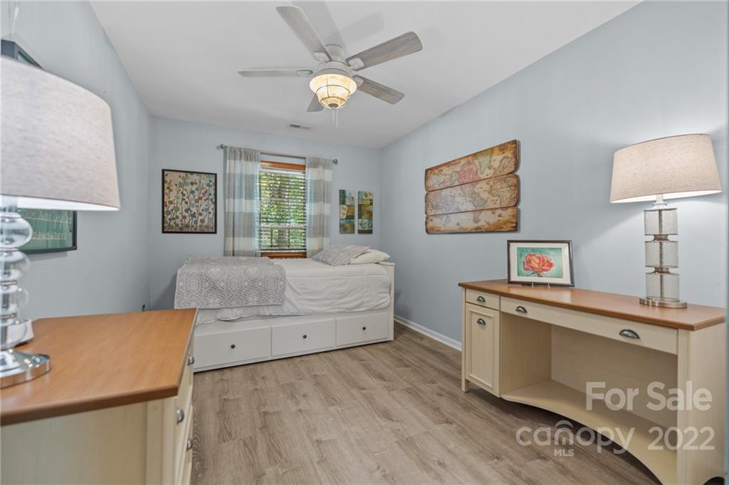 19843 Henderson Road, Unit L Cornelius, NC 28031 - Photo 18 of 23 Gallery Image 18