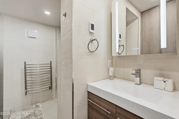 $6,000 | 480 Ocean Avenue North, Unit 9H, Long Branch, NJ 07740