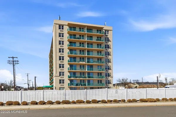 $6,000 | 480 Ocean Avenue North, Unit 9H, Long Branch, NJ 07740