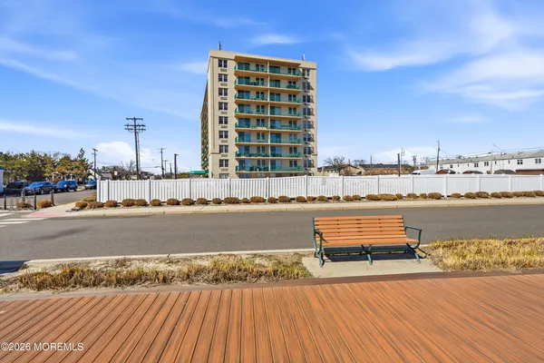 $6,000 | 480 Ocean Avenue North, Unit 9H, Long Branch, NJ 07740