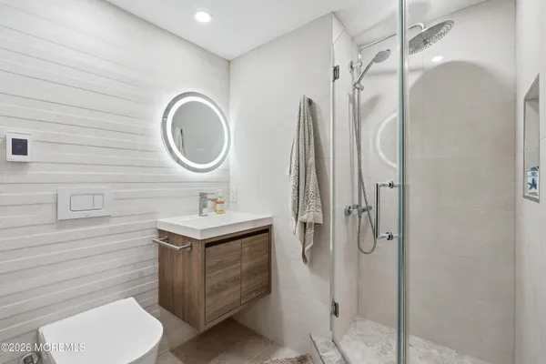$6,000 | 480 Ocean Avenue North, Unit 9H, Long Branch, NJ 07740