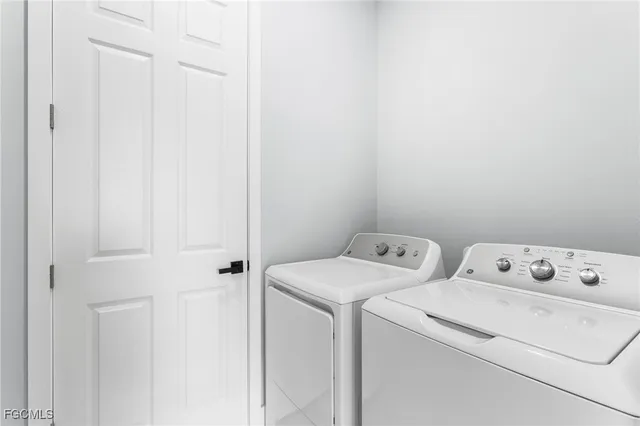 a view of a storage & utility room