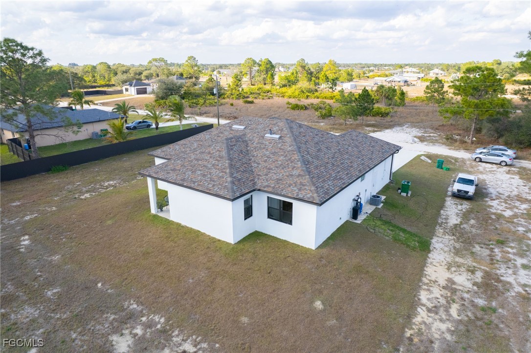 7583 15th Place LaBelle, FL 33935 - Photo 5 of 34 a picture of a city