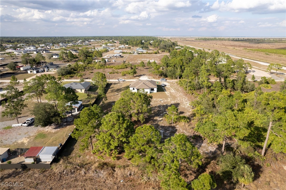 7583 15th Place LaBelle, FL 33935 - Photo 9 of 34