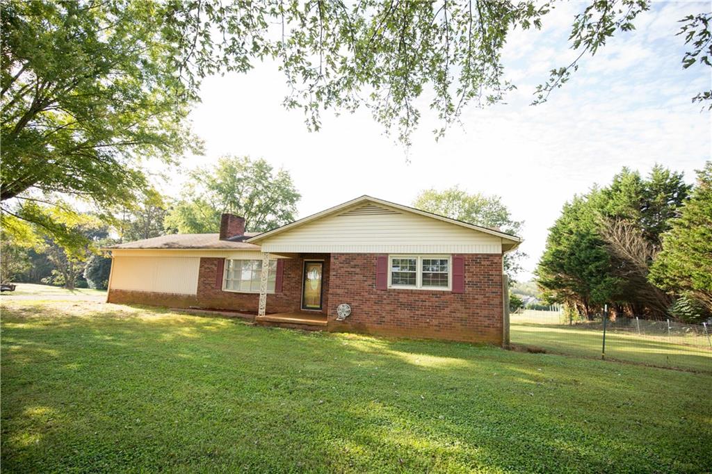 448 York Road Stony Point, NC 28678 - Photo 2 of 17