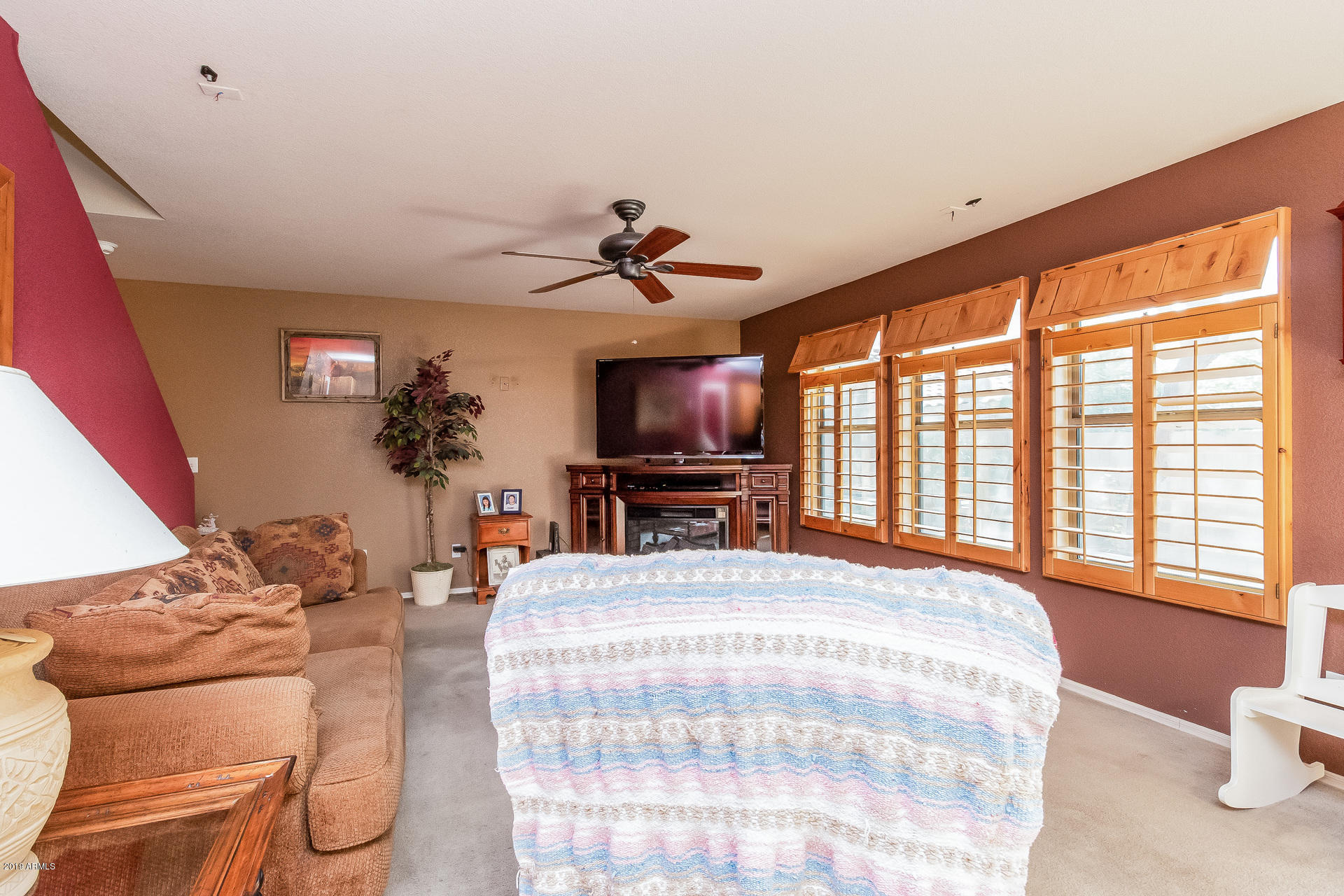 3255 South Conestoga Road Apache Junction, AZ 85119 - Photo 4 of 27 003-photo-living-room-6780224