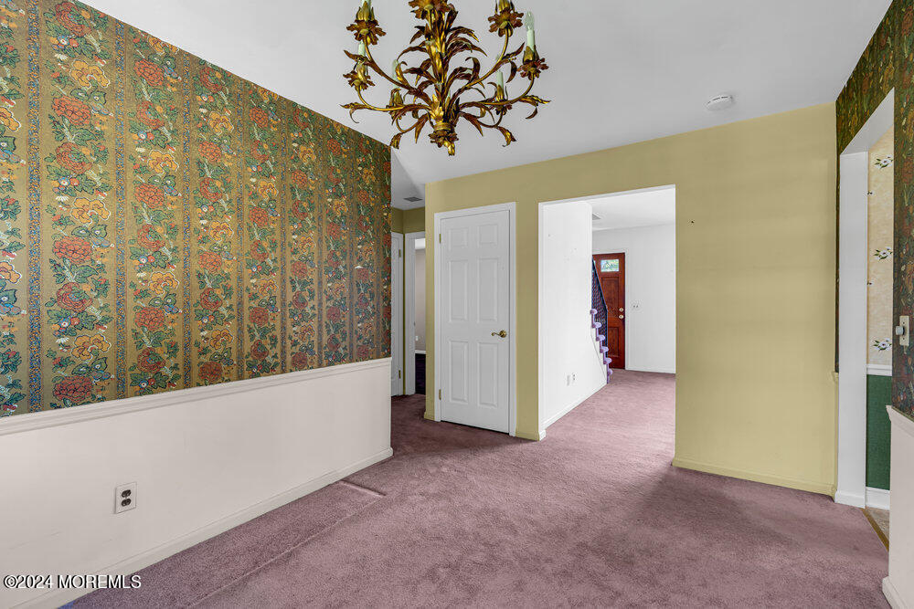 4 Cherry Place Manasquan, NJ 08736 - Photo 23 of 46 a view of a bathtub in a hallway