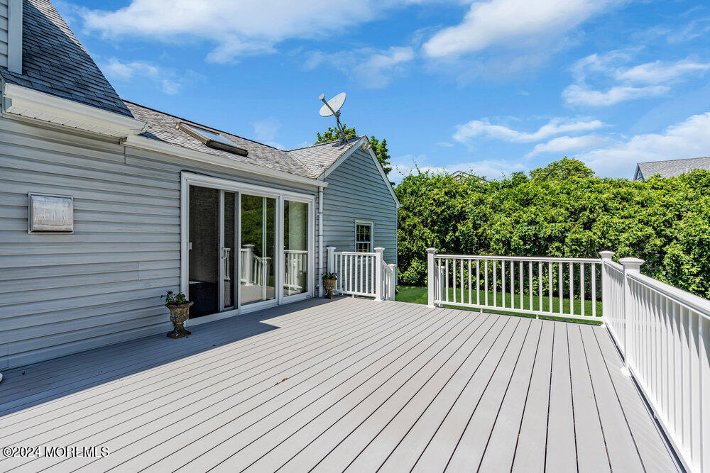 4 Cherry Place Manasquan, NJ 08736 - Photo 8 of 46 a view of backyard with green space