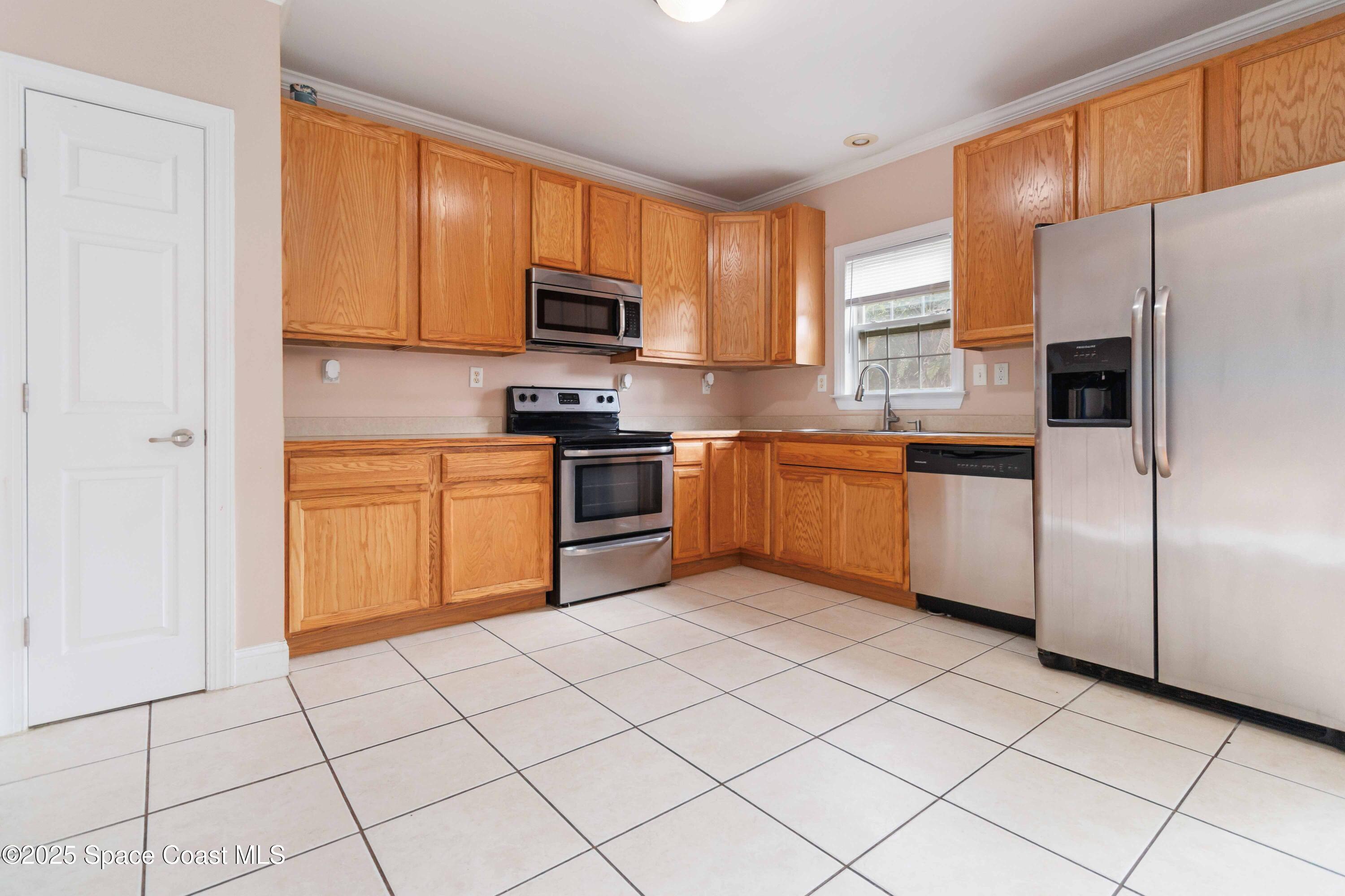 195 Benchor Road Northwest Palm Bay, FL 32907 - Photo 13 of 30 013
