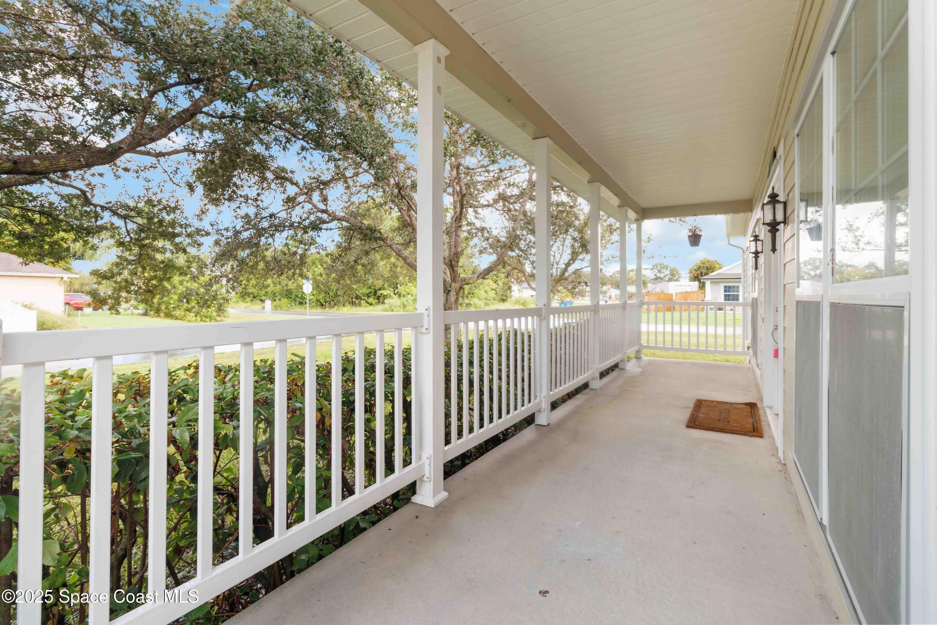 195 Benchor Road Northwest Palm Bay, FL 32907 - Photo 27 of 30 028