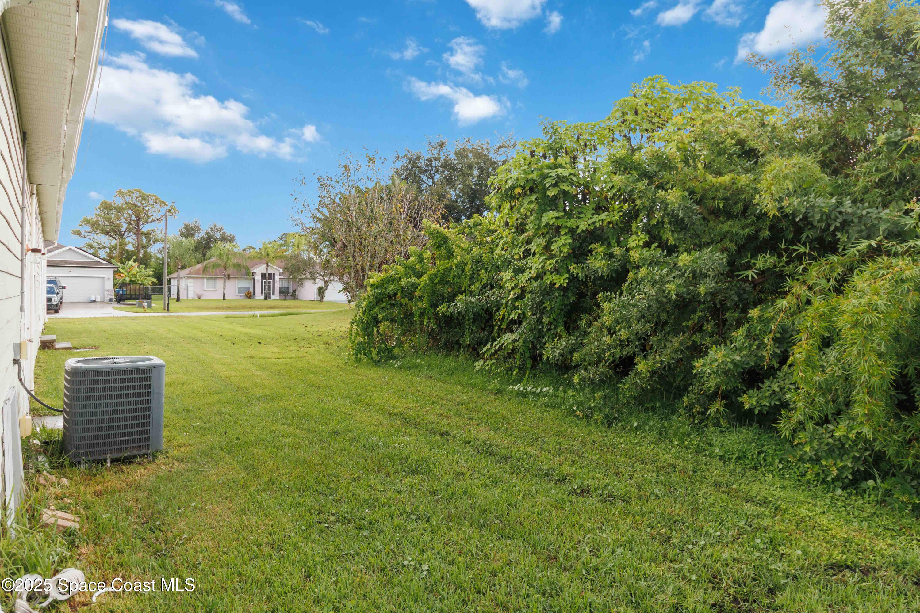 195 Benchor Road Northwest Palm Bay, FL 32907 - Photo 28 of 30 029