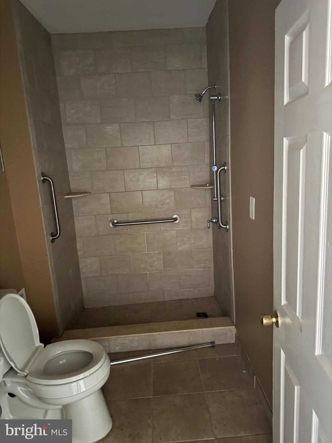 5232 Heston Street Philadelphia, PA 19131 - Photo 5 of 6