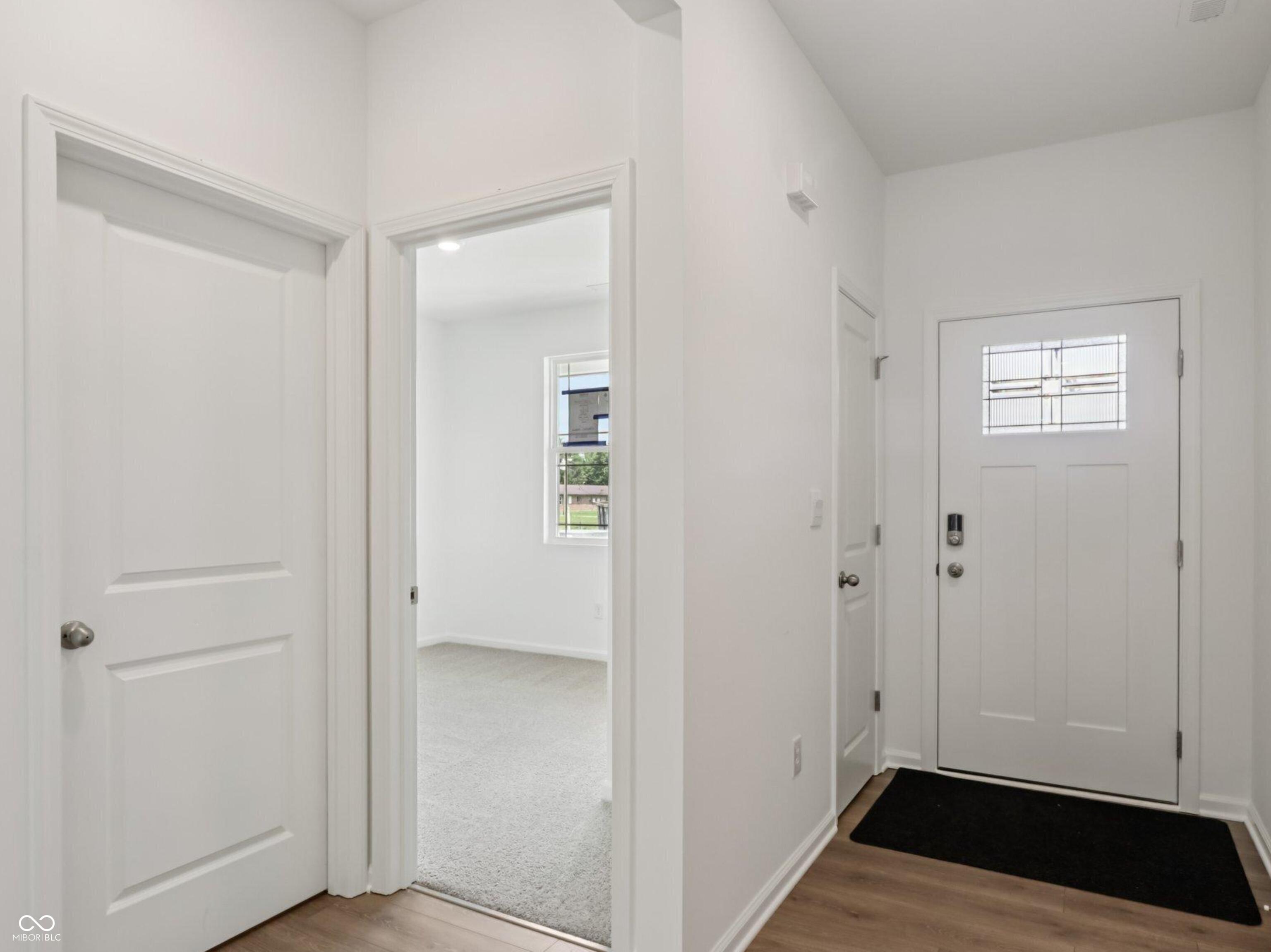 188 Springfield Crossing Greenfield, IN 46140 - Photo 4 of 35