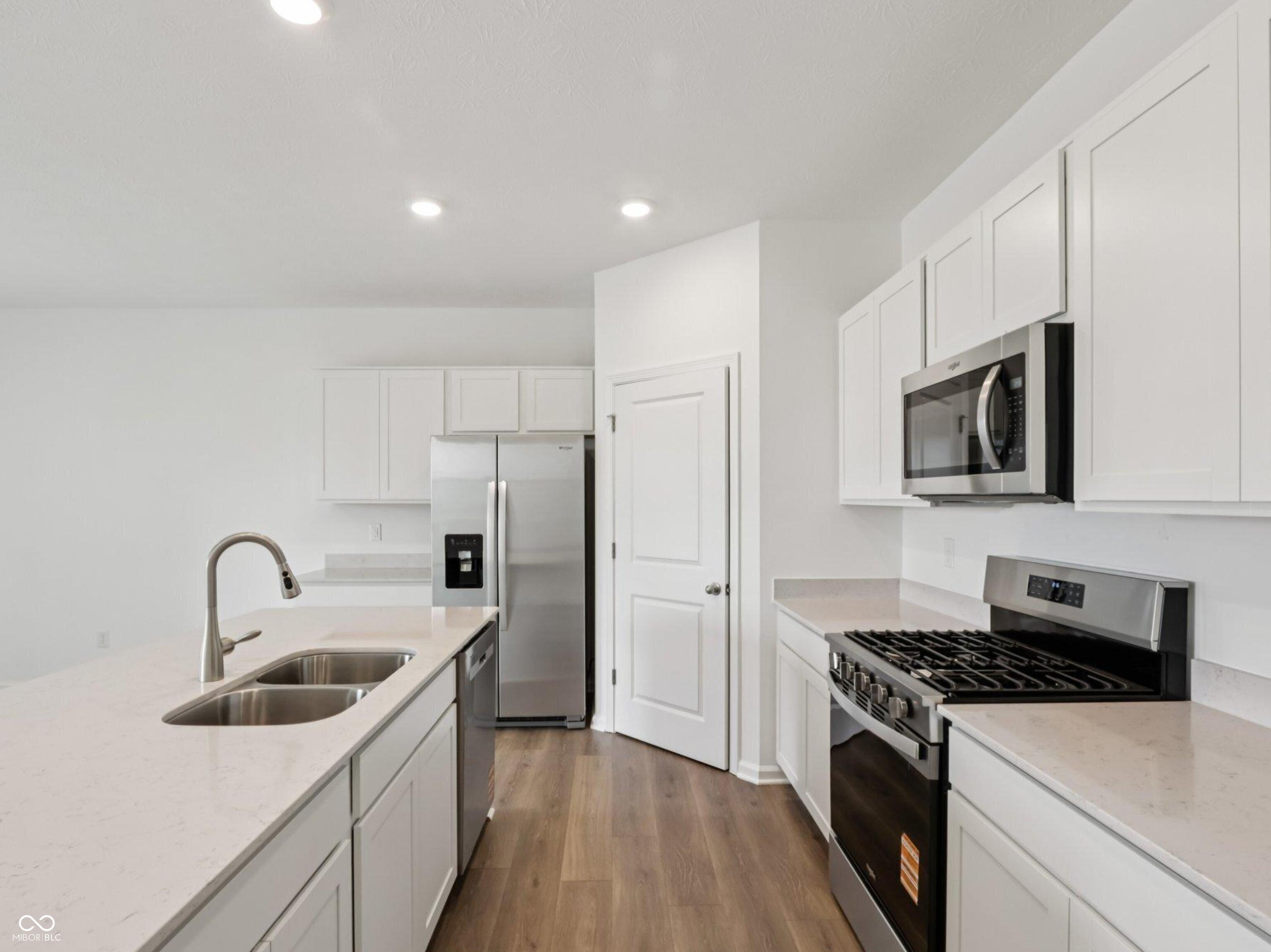 188 Springfield Crossing Greenfield, IN 46140 - Photo 9 of 35