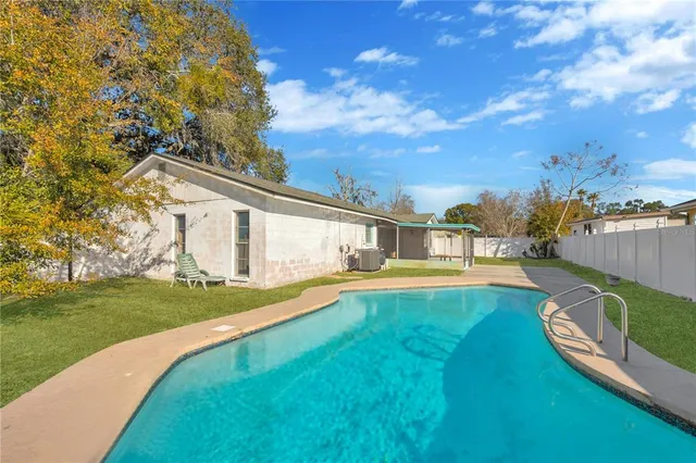 $299,900 | 3717 Southview Drive, Brandon, FL 33511