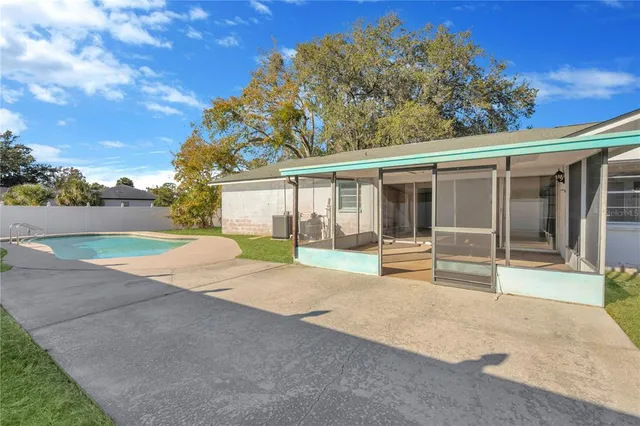 $299,900 | 3717 Southview Drive, Brandon, FL 33511