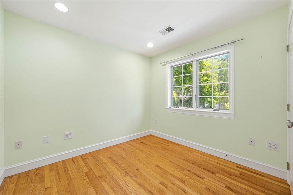 144 Wiswall Road Newton, MA 02459 - Photo 31 of 41