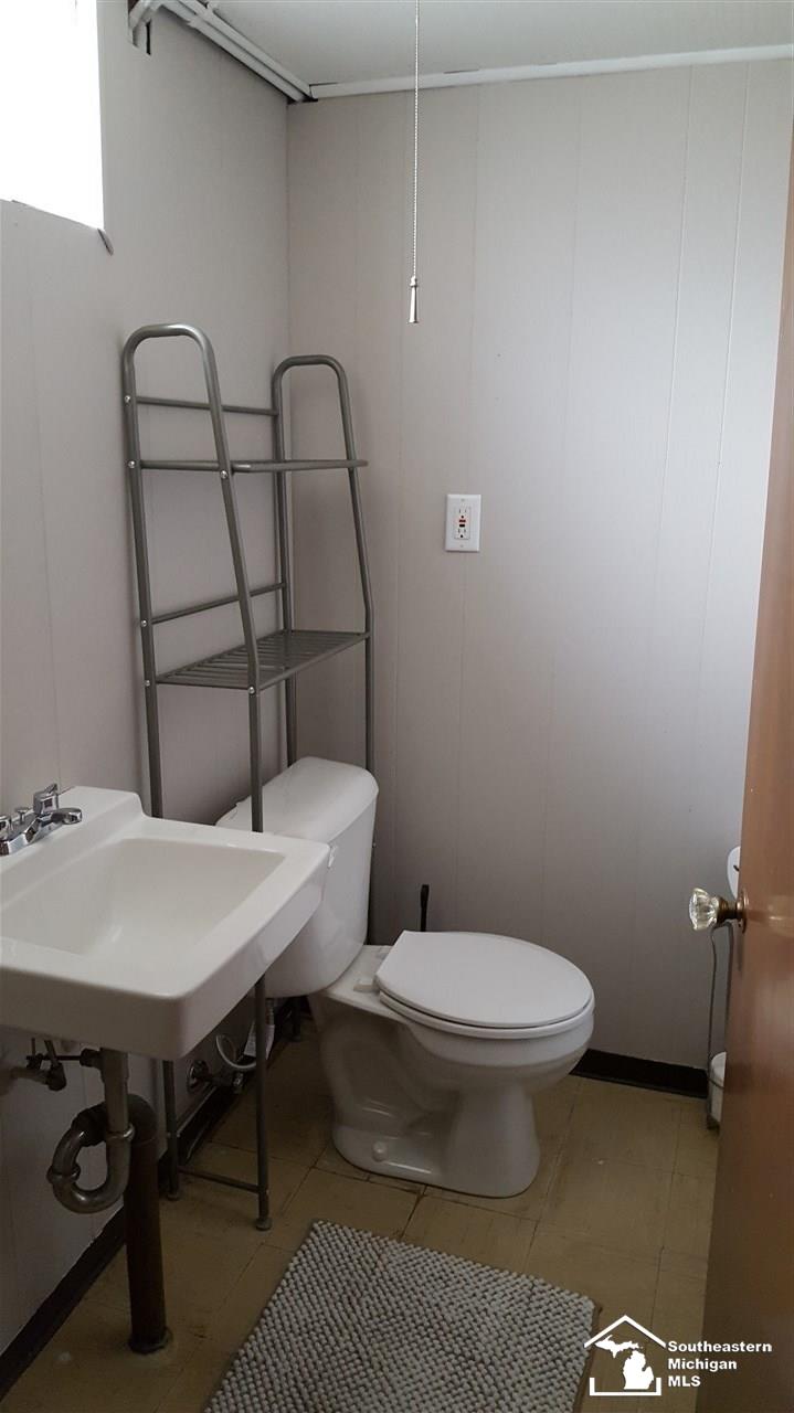 13297 Rosedale Street Southgate, MI 48195 - Photo 19 of 20