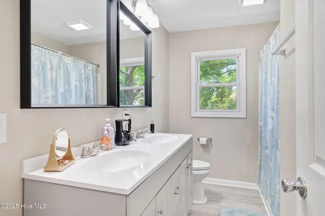 $225,000 | 111 Waverly Faison Road, Faison, NC 28341