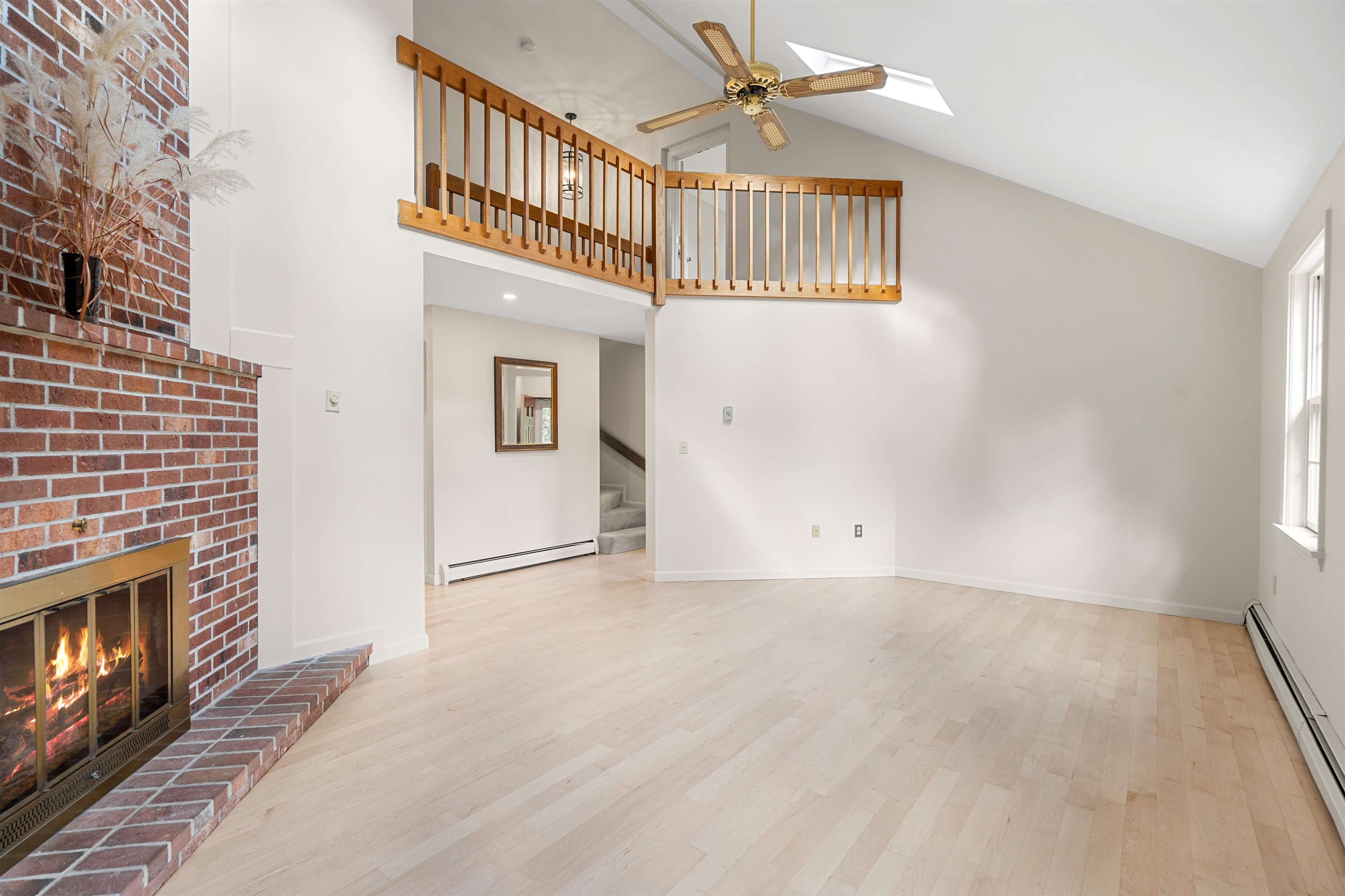 17 R Bonnie Lane Derry, NH 03038 - Photo 11 of 40