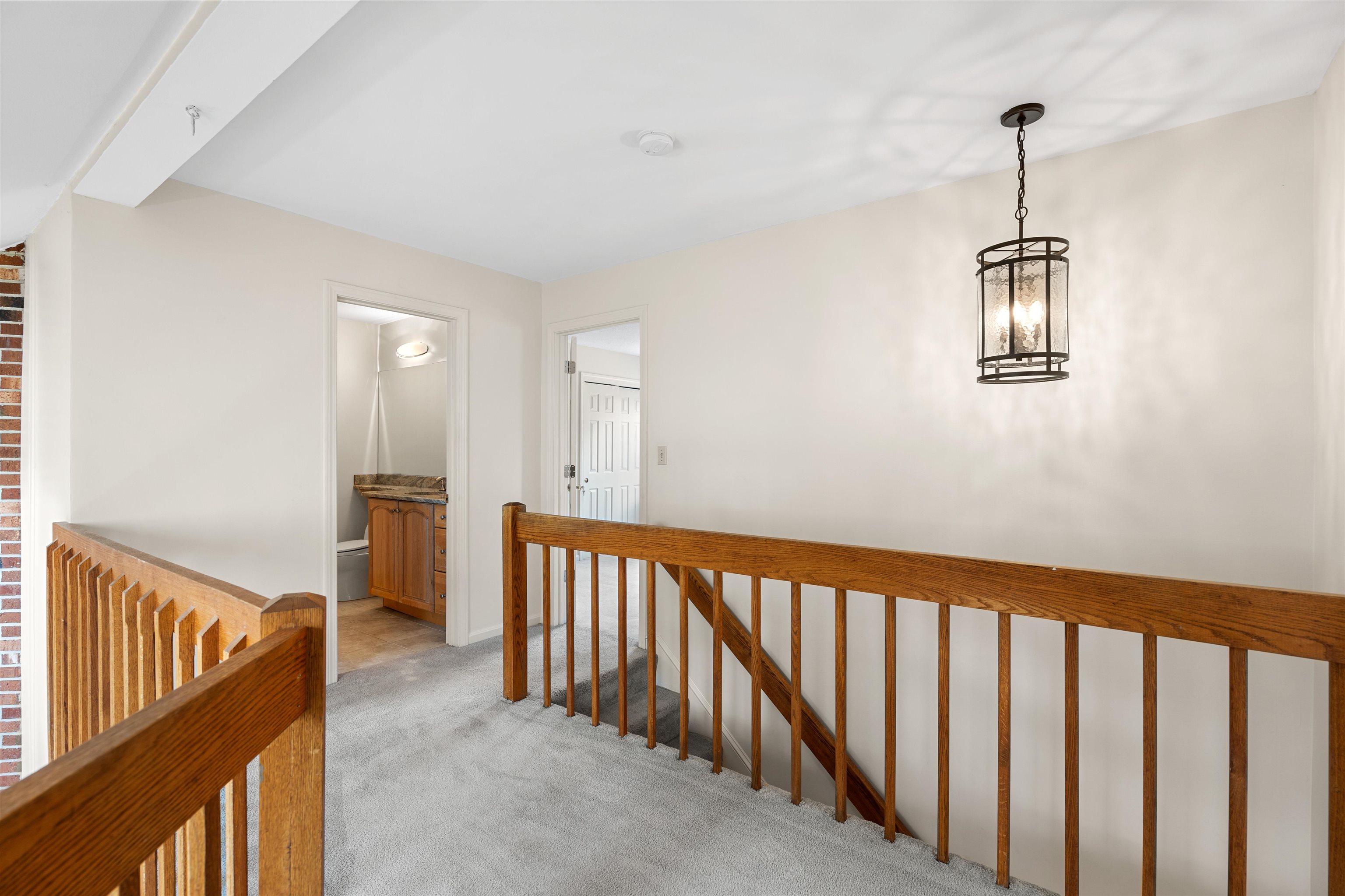 17 R Bonnie Lane Derry, NH 03038 - Photo 23 of 40