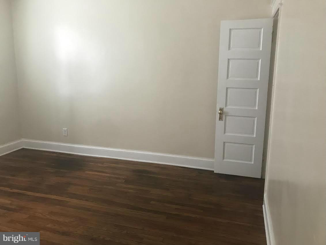 1112 Raum Street Northeast, Unit 1 Washington, DC 20002 - Photo 3 of 15 Living Room